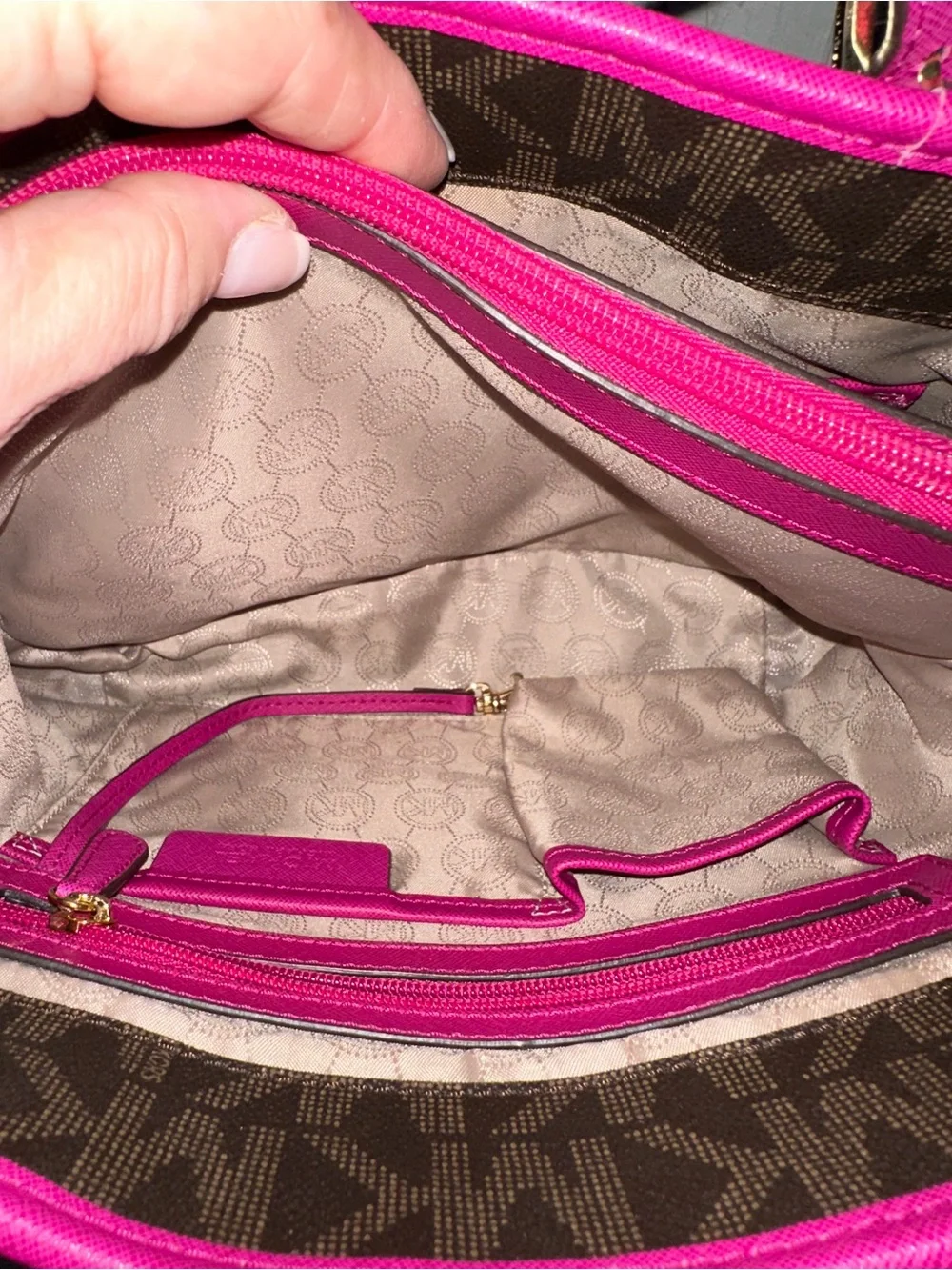 Michael Kors Brown & Fuchsia Jet Set Signature Tote
